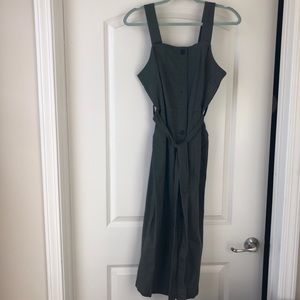 NWT 💕Universal Thread Olive Dress